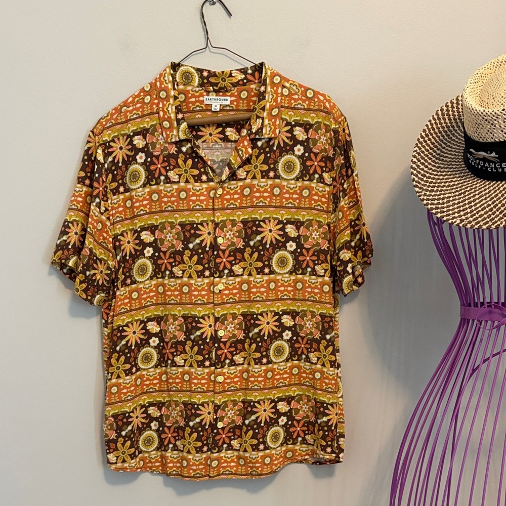 Earthbound Trading Company Retro Floral Men's Shirt in Brown and Orange